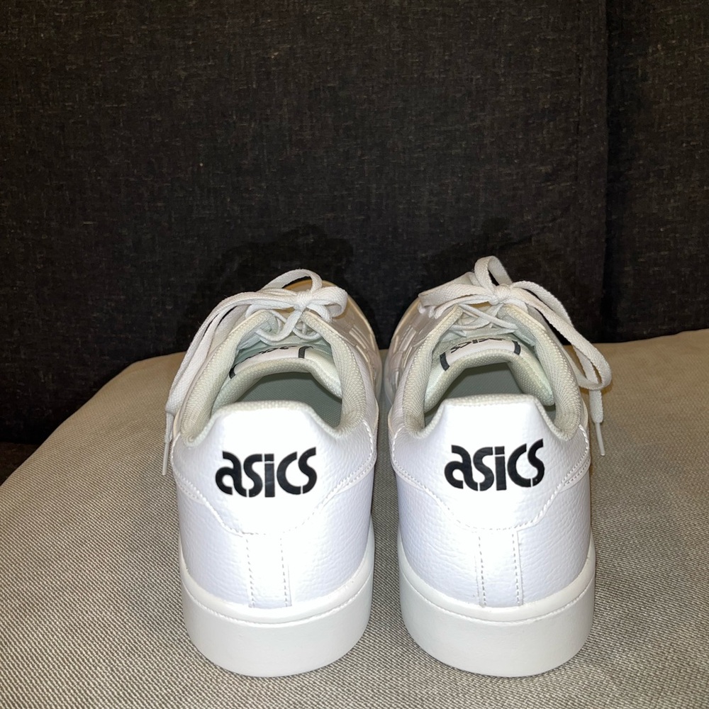 ASICS Men's White Sneakers - Picture 4 of 6